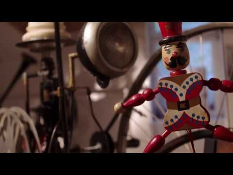 YouTube-Video-Thumbnail