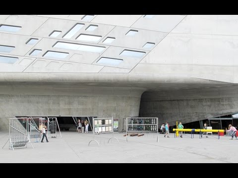 YouTube-Video-Thumbnail