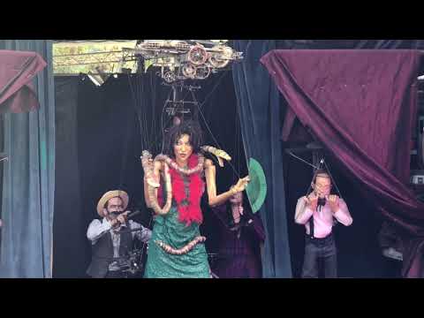 YouTube-Video-Thumbnail